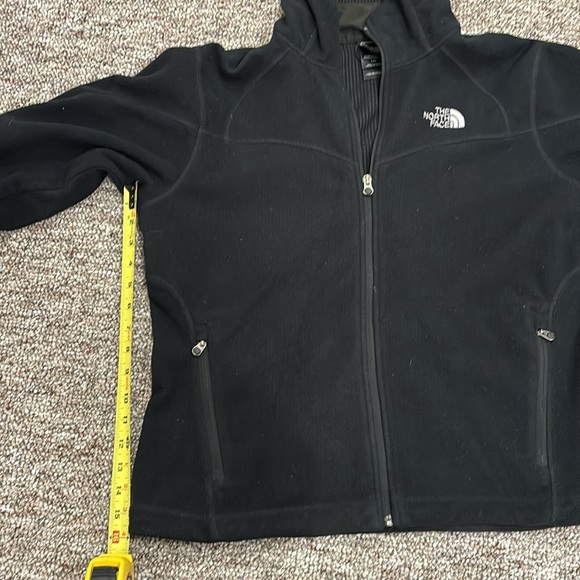 The North Face Women's Black Zip Up Fleece - Picture 6 of 6